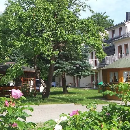 Апартаменты Residenz Lausitz - Fuer Urlaub Mit Hund *